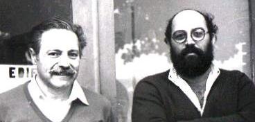 Professores Stephenson Caticha Ellis e Lisandro Pavie Cardoso em foto de 1984 na porta do LPCM 