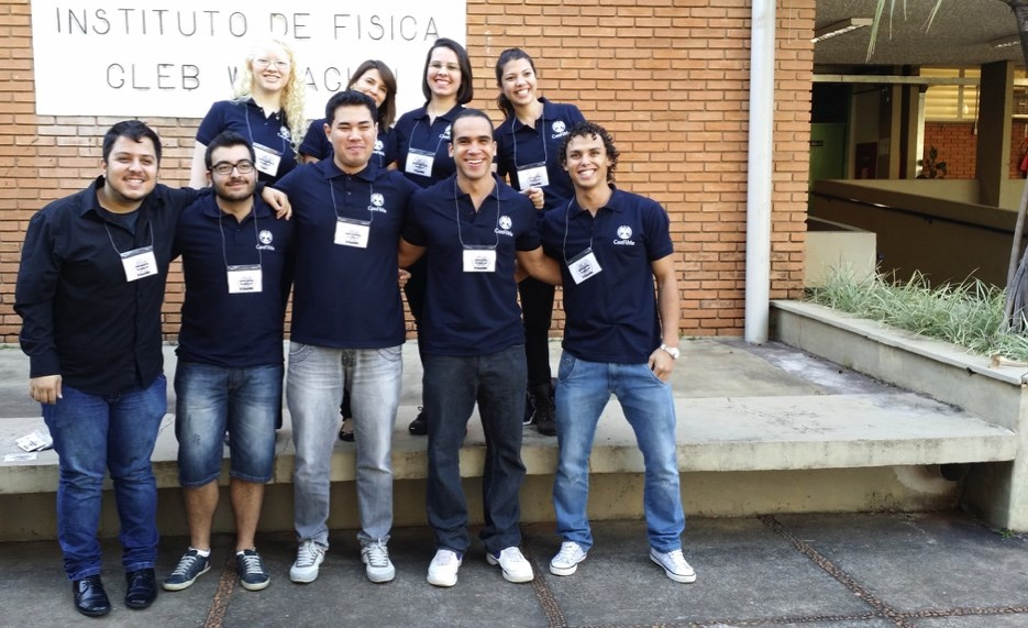 Alunos de Física Médica que organizaram o ConFiMe em 2014