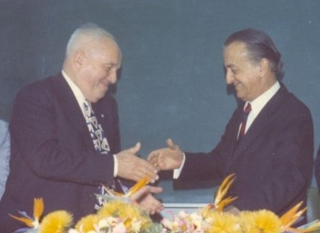 Zeferino Vaz e Gleb Wataghin durante a visita deste último à Unicamp, em 1971